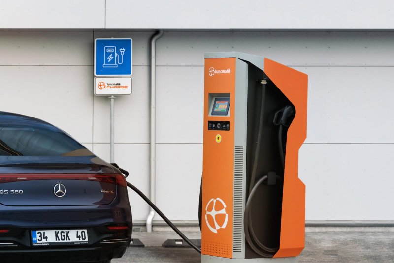  Elektrikli Araçlar İçin Geleceğin Şarj İstasyonları: Yeşil Taşımacılığın Anahtarı